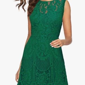 MSLG fores green coctail dress.